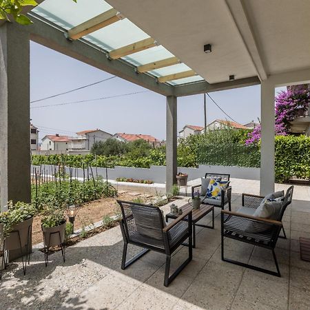 Citrus Accommodation Kastela Bagian luar foto