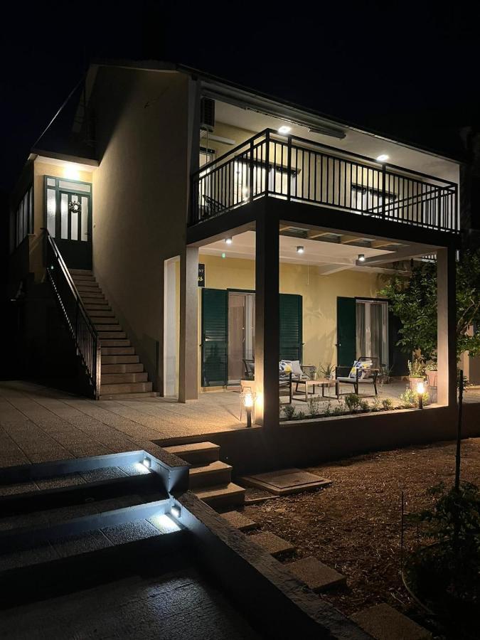 Citrus Accommodation Kastela Bagian luar foto
