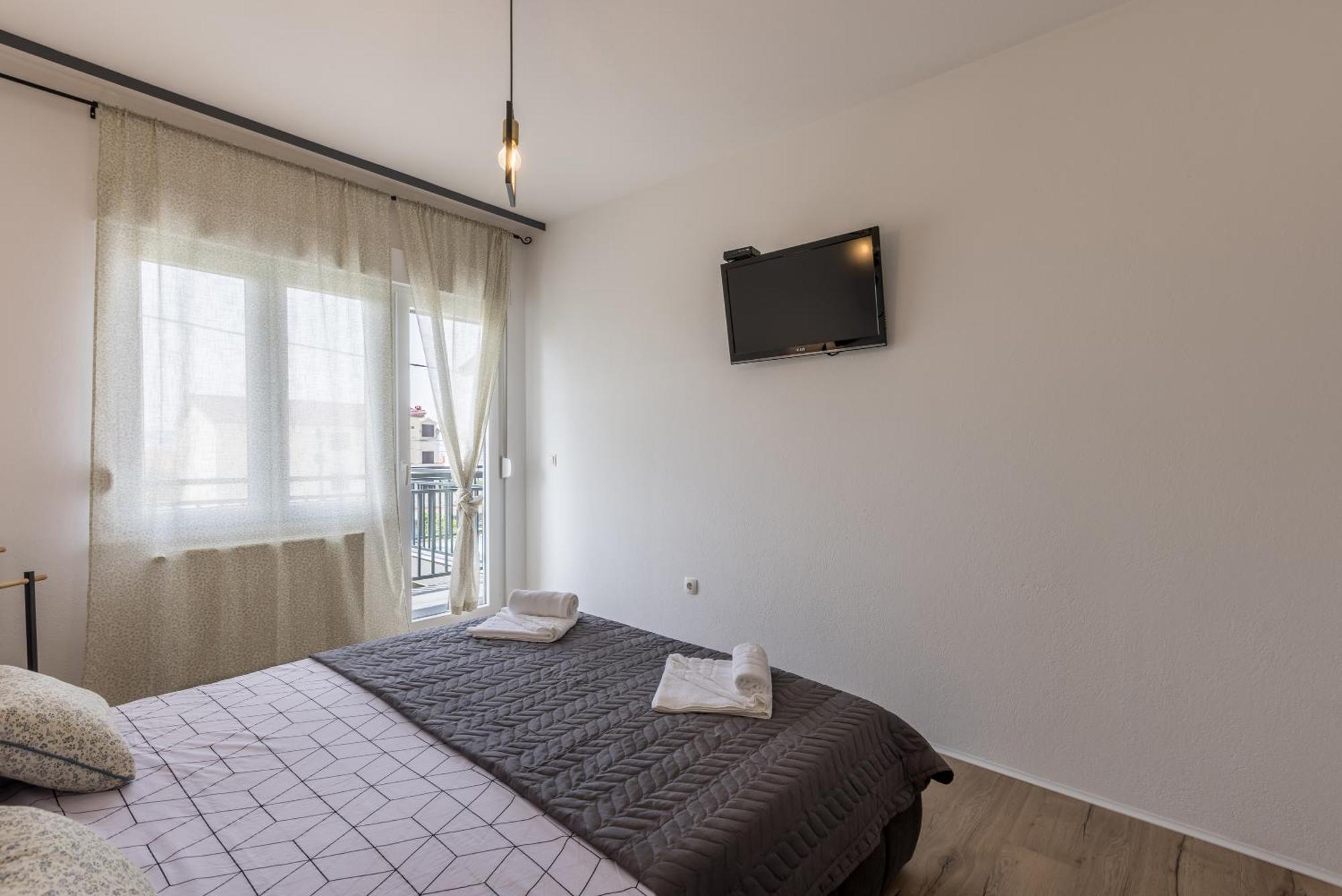 Citrus Accommodation Kastela Bagian luar foto