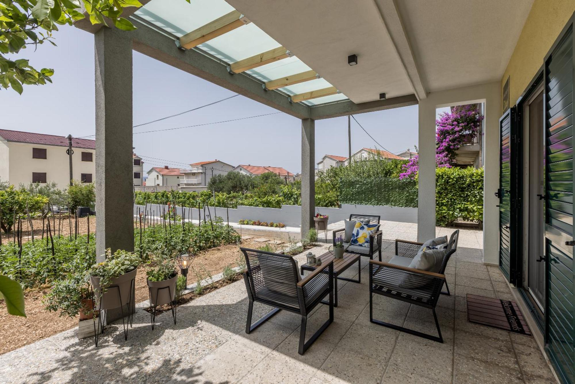 Citrus Accommodation Kastela Bagian luar foto